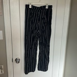 Black and white stripe wide leg slouch pants. Stretch. Size M.